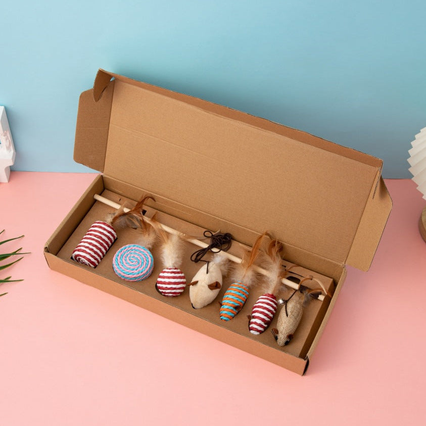 7-Piece Interactive Mouse Cat Toy Set with Feathers – Eco-Friendly
