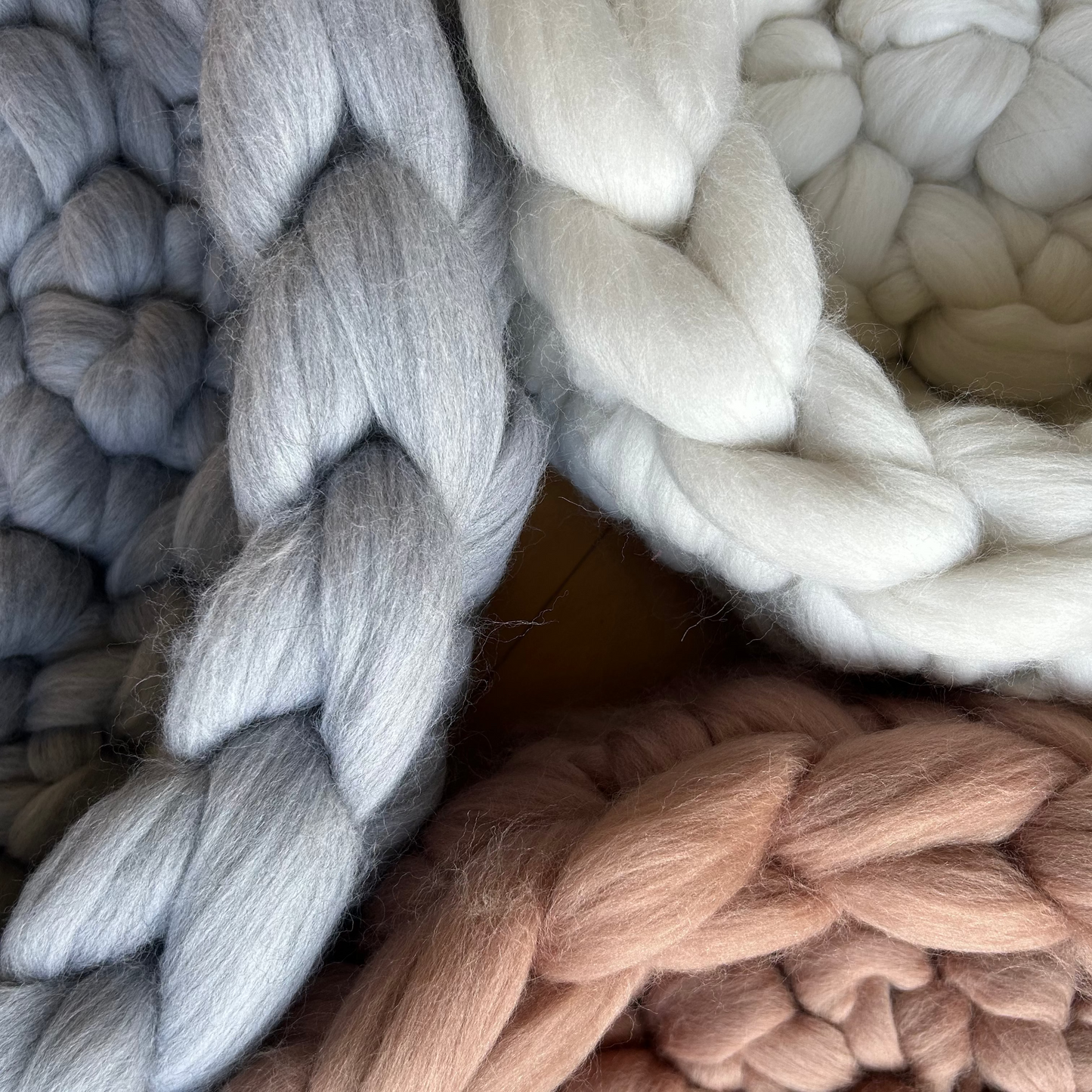 Handmade Merino Wool Cat Mat – Chunky Knit Pet Pad